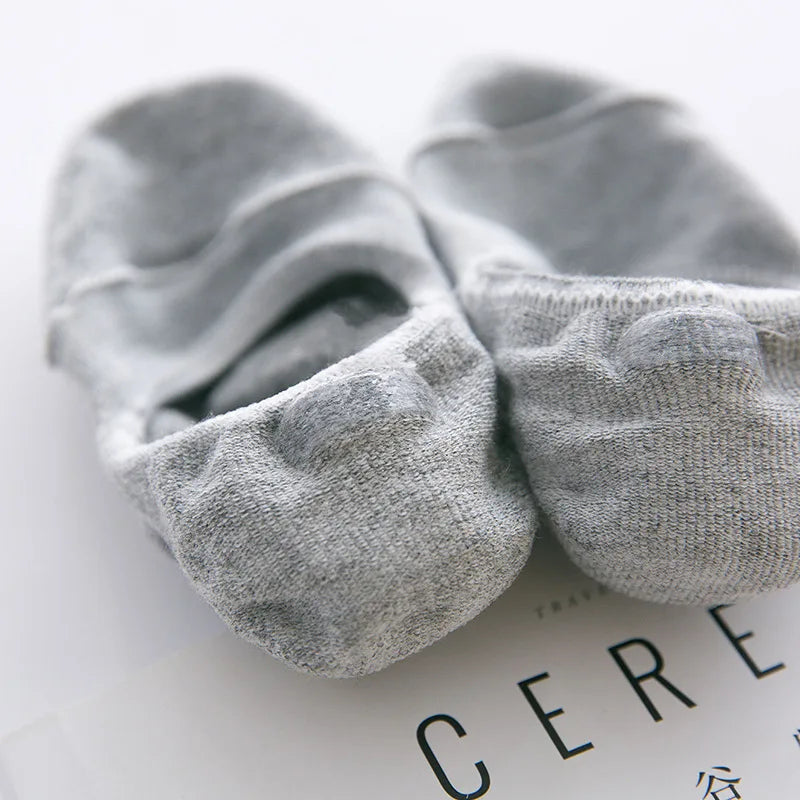 5Pair / Lot Fashion Happy Men Boat Soc Silicone Invisible Cotton Socks Male Ankle Sock Slippers Meia