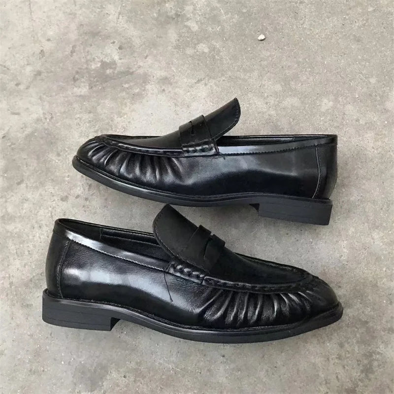 Round-toed loafers for women with pleated low heels Retro Brown Ladies Shoes Woman Fashion Brand Designer Shoes for Women