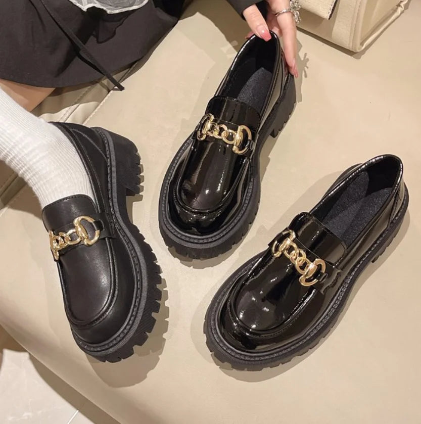 Loafers Female Shoes Women Fashion Mary Janes Round Toe Flats Loafers Oxfords Platform Casual Metal Chain Buckle Ladies Heels
