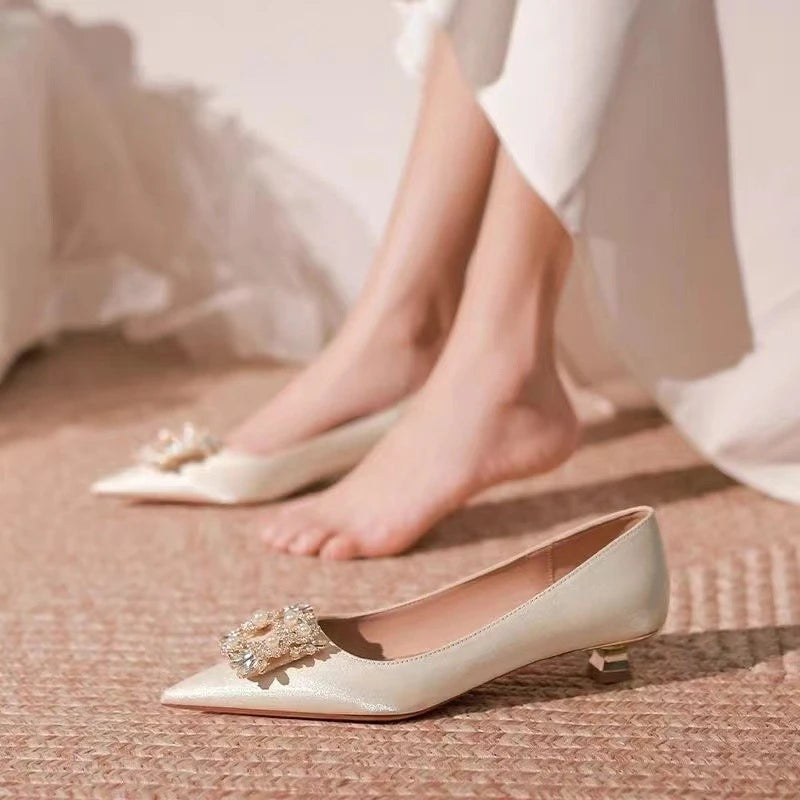 2025 New Women's Wedding Shoes Silk Pumps Pointed Toe Boat Shoes Square Rhinestone Low Heels Dress Shoes Velvet Zapatos