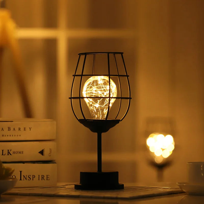 👉 Vintage LED Metall-Tischleuchte im Käfig-Design