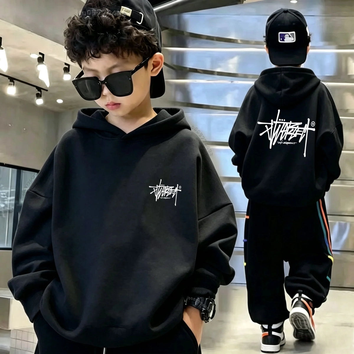 Kids Hoodie with Graffiti Print, Unisex Warm Pullover Hooded Sweatshirt, Boys Casual Oversized Long Sleeve Top for Autumn Winter