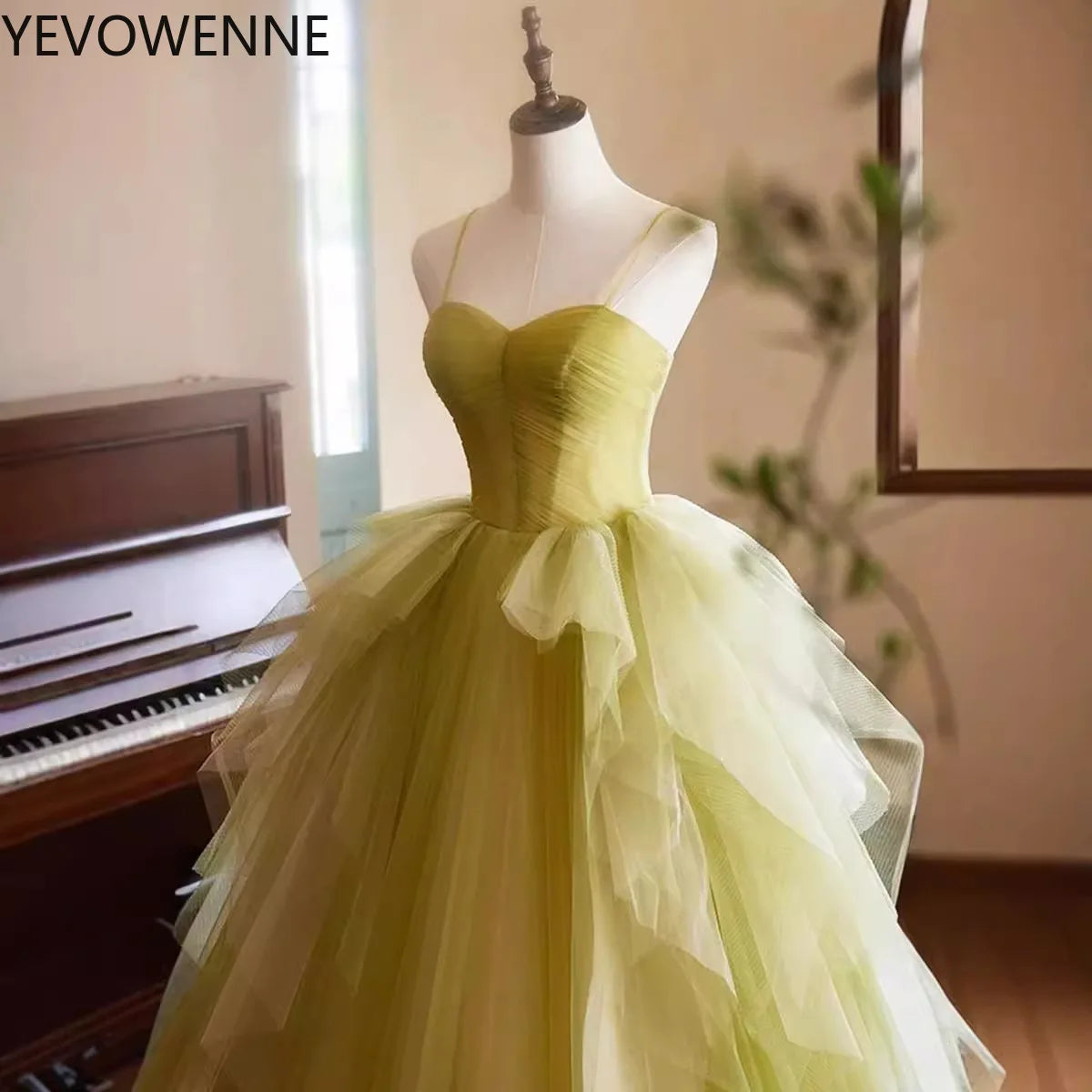 Elegant  Evening Dress for Women Sweetheart Neck Ball GownTulle Ruffles Formal Party Prom Dresses