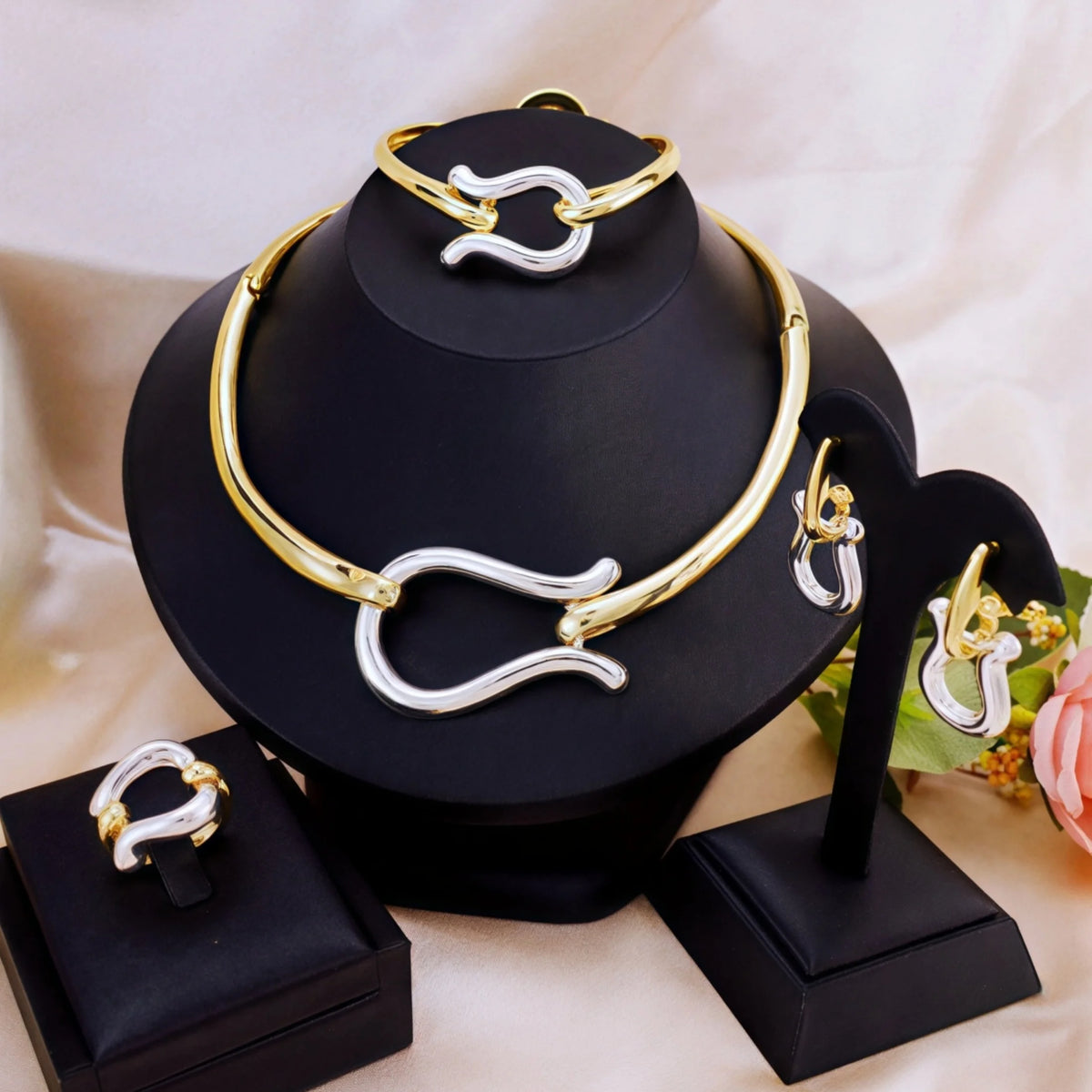 Fashion Jewelry Sets For Women Gold Color Choker Necklace Earrings Bracelets Ring Wedding Set Party Accessories