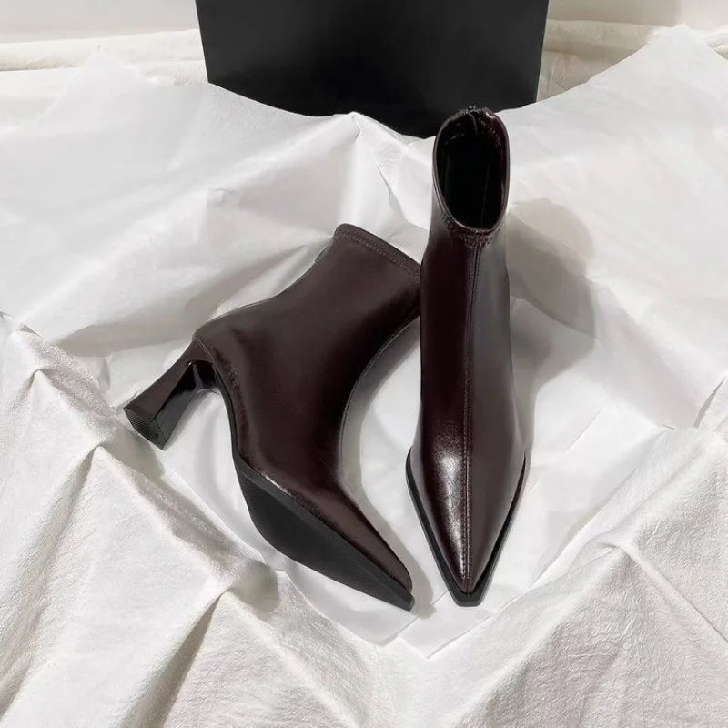Elegant Pointed Sexy and Durable Work Boots with Thick Soles in Winter Fashionable and Popular New Comfortable Women's Boots