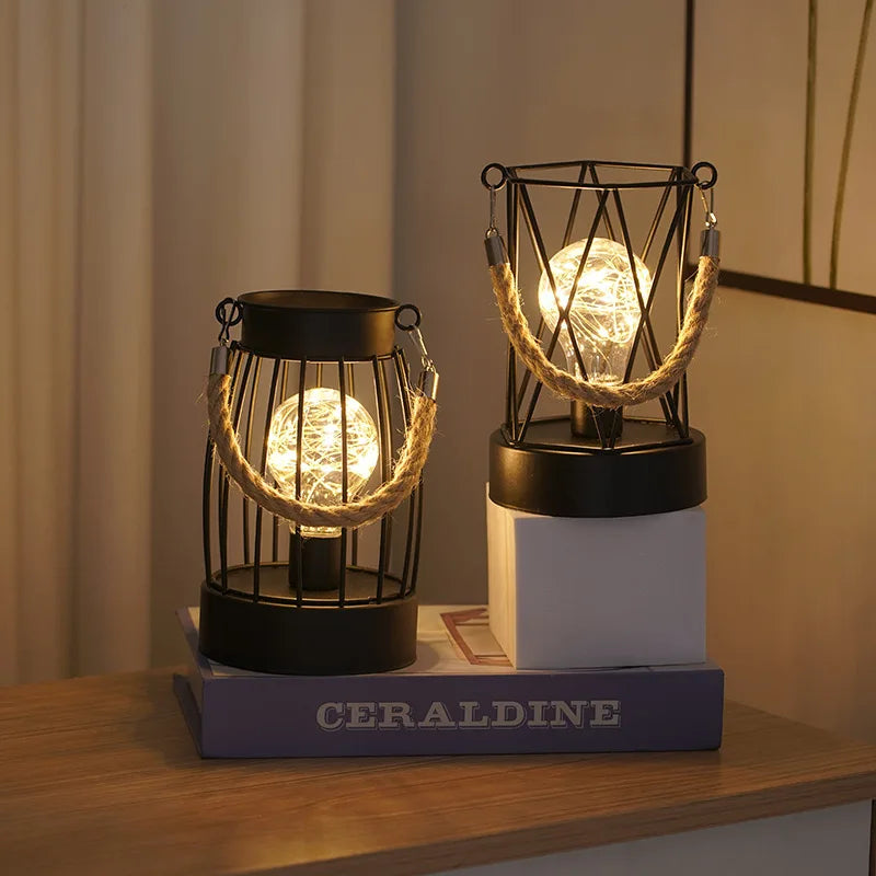 👉 Vintage LED Metall-Tischleuchte im Käfig-Design