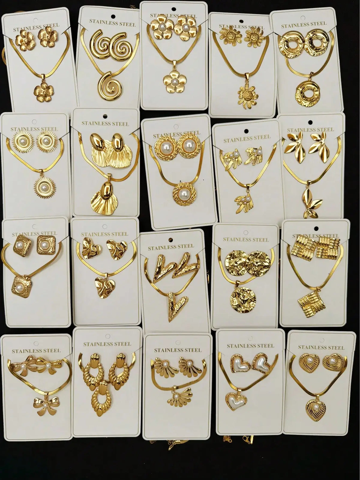 6/12/18 Pcs Stainless Steel Jewelry Set, Geometric Heart & Multi-Element Design, Three of Them Form a Set.