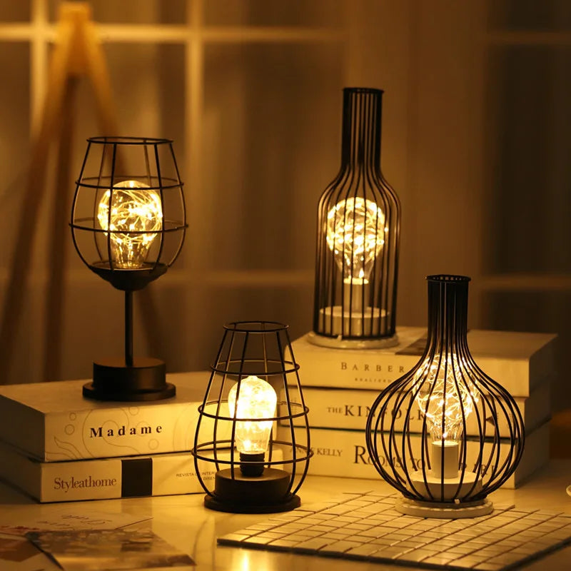 👉 Vintage LED Metall-Tischleuchte im Käfig-Design