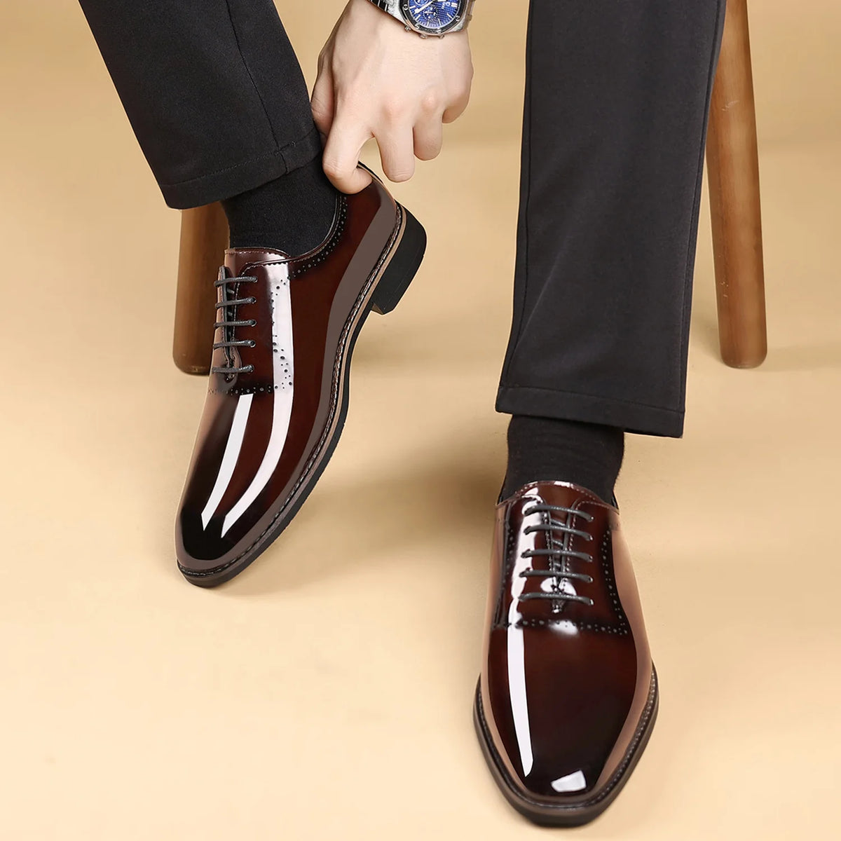 Luxury Men Oxford Shoes High Quality Patent Leather Men Shoes Comfortable Dress Wedding Party Shoes Classic Business Formal Shoe