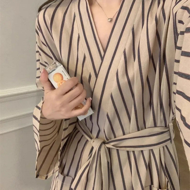 Women's Bathrobe: All-Season Long-Sleeve Striped Kimono-Style Robe – Loose-Fitting, Relaxed, Retro-Style Pajamas and Loungewear