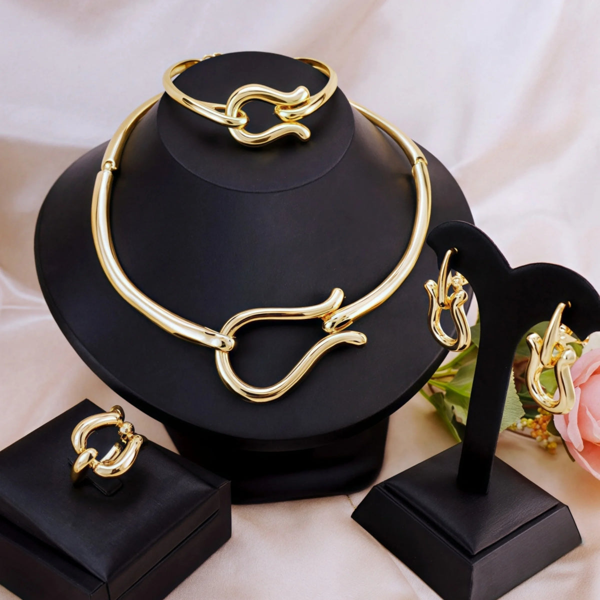 Fashion Jewelry Sets For Women Gold Color Choker Necklace Earrings Bracelets Ring Wedding Set Party Accessories