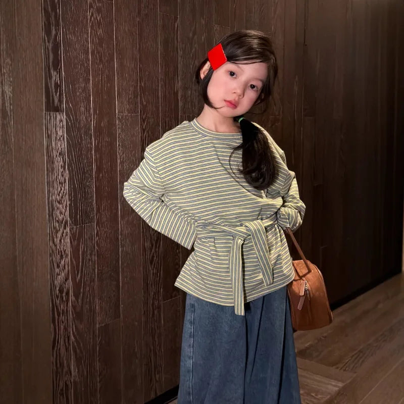 Children's T-shirt 2026 spring Autumn Korean striped casual base shirt for girls, children's long sleeved top with tie up