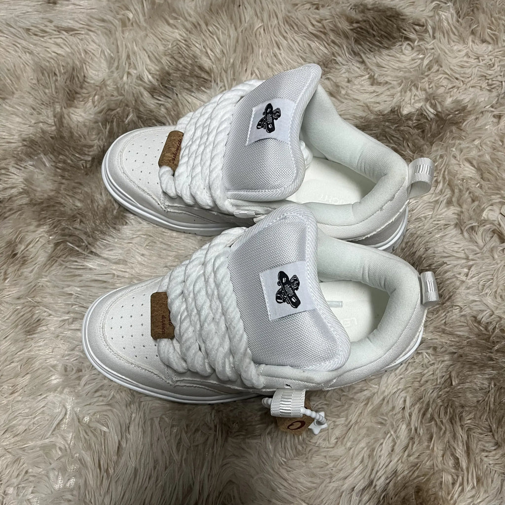Simple White Sneakers for Petite Individuals, Large Size Shoes for Men, Breathable and Wear-Resistant, Casual and Versatile Fashion Sneakers for Couples