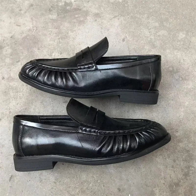 Round-toed loafers for women with pleated low heels Retro Brown Ladies Shoes Woman Fashion Brand Designer Shoes for Women