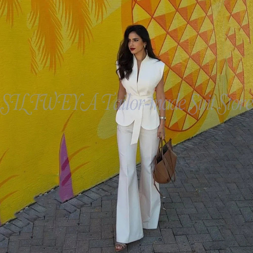 Moderne Damenanzüge für Hochzeiten Business Mode 2-teilige Sets Elegante Damen-Sets Outfits Kurzarm Jacke Hose Maßgeschneidert