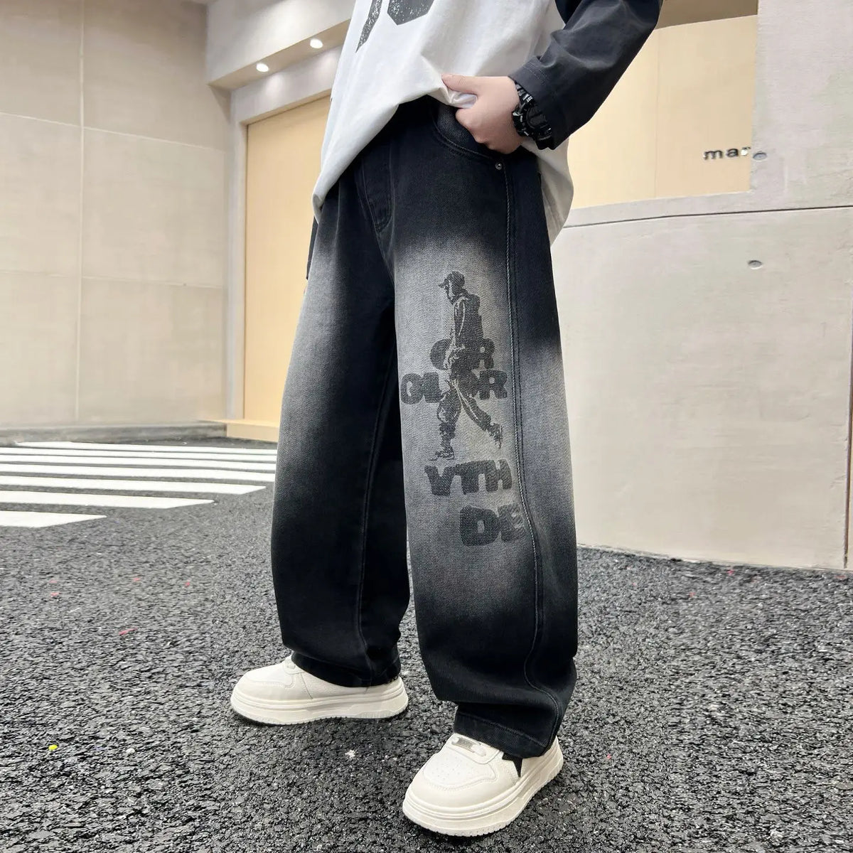 Boys' jeans, handsome and versatile, children's pants, casual boys' pants, street style fashion, spring and autumn seasons
