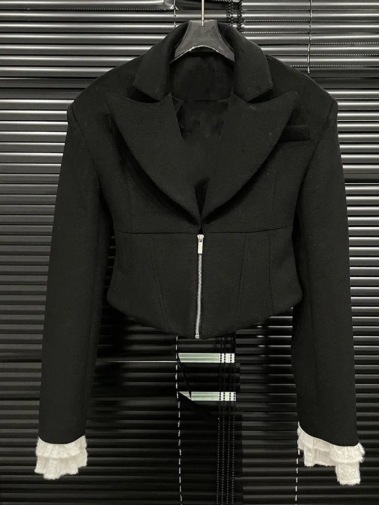 Damen-Blazer-Set mit langen Ärmeln, zweiteiliges Set: sexy V-Ausschnitt, Jacke mit Spitzenbesatz und hoch taillierte Shorts – Abendmode für den Laufsteg und Cocktailpartys