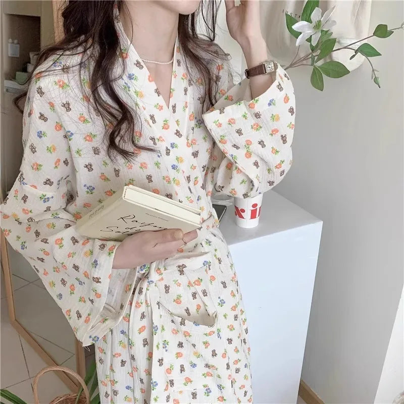 Sleeping Robe for Women in Spring and Autumn Style Bathrobe Full of Small Bear Long Sleeve Casual Princess Style Sleepwear
