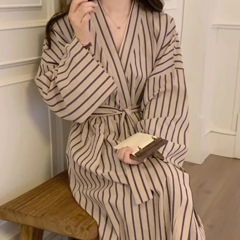 Women's Bathrobe: All-Season Long-Sleeve Striped Kimono-Style Robe – Loose-Fitting, Relaxed, Retro-Style Pajamas and Loungewear