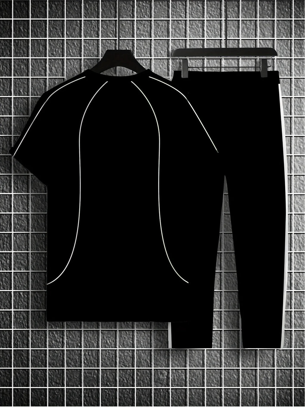 The New Men's Set for Summer 2025 Featuring 3D Pattern Prints Is a Casual Fashionable Streetwear and Sportswear