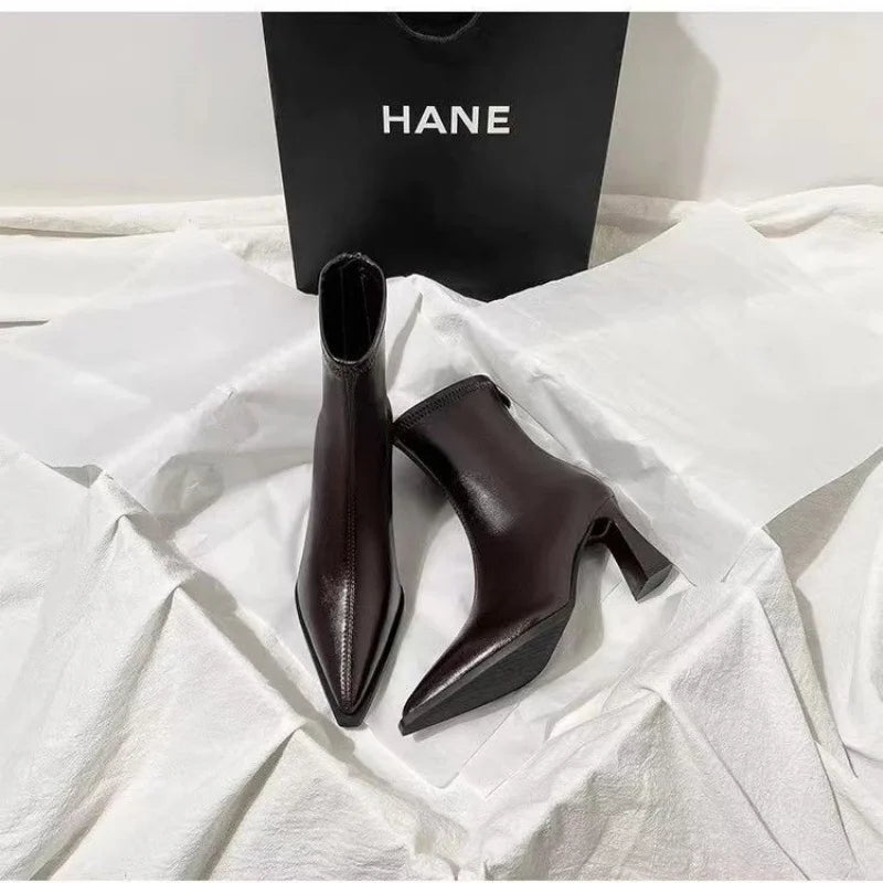 Elegant Pointed Sexy and Durable Work Boots with Thick Soles in Winter Fashionable and Popular New Comfortable Women's Boots