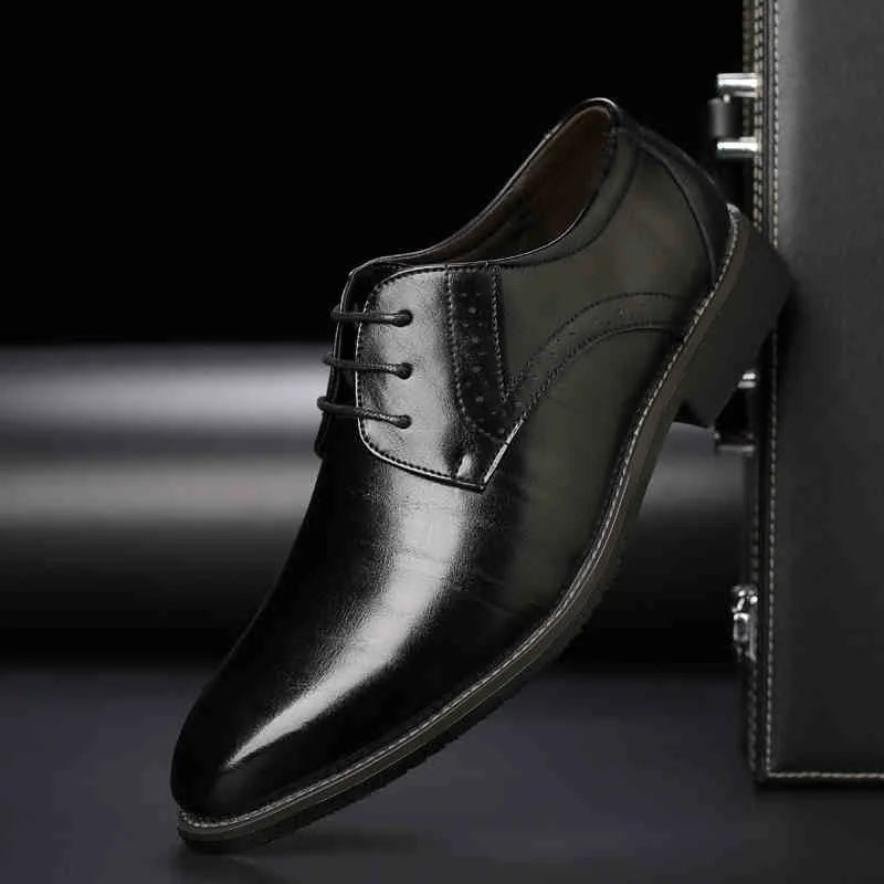 Men Dress Shoes Lace-Up Leather Shoes British Pointed Toe Office Oxford Shoes Wedding Party Flats Handmade Business Formal Shoe