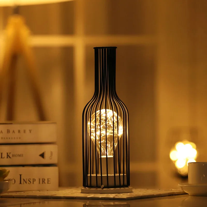 👉 Vintage LED Metall-Tischleuchte im Käfig-Design