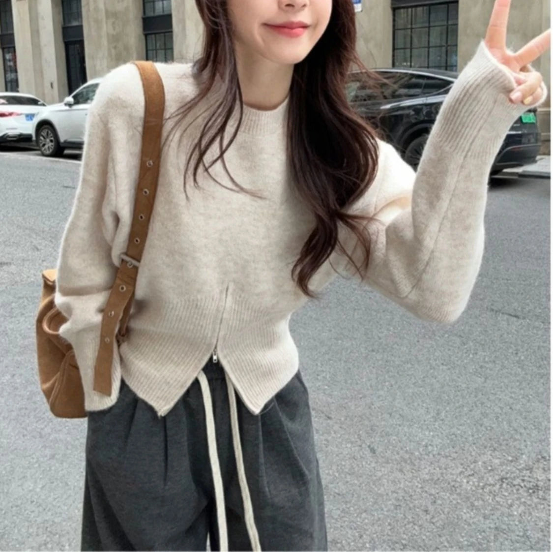 Waist Up Sweater for Women in Winter, with A High-end Feel and Slimming Effect, Paired with A Base Layer and A Short Knitted Top